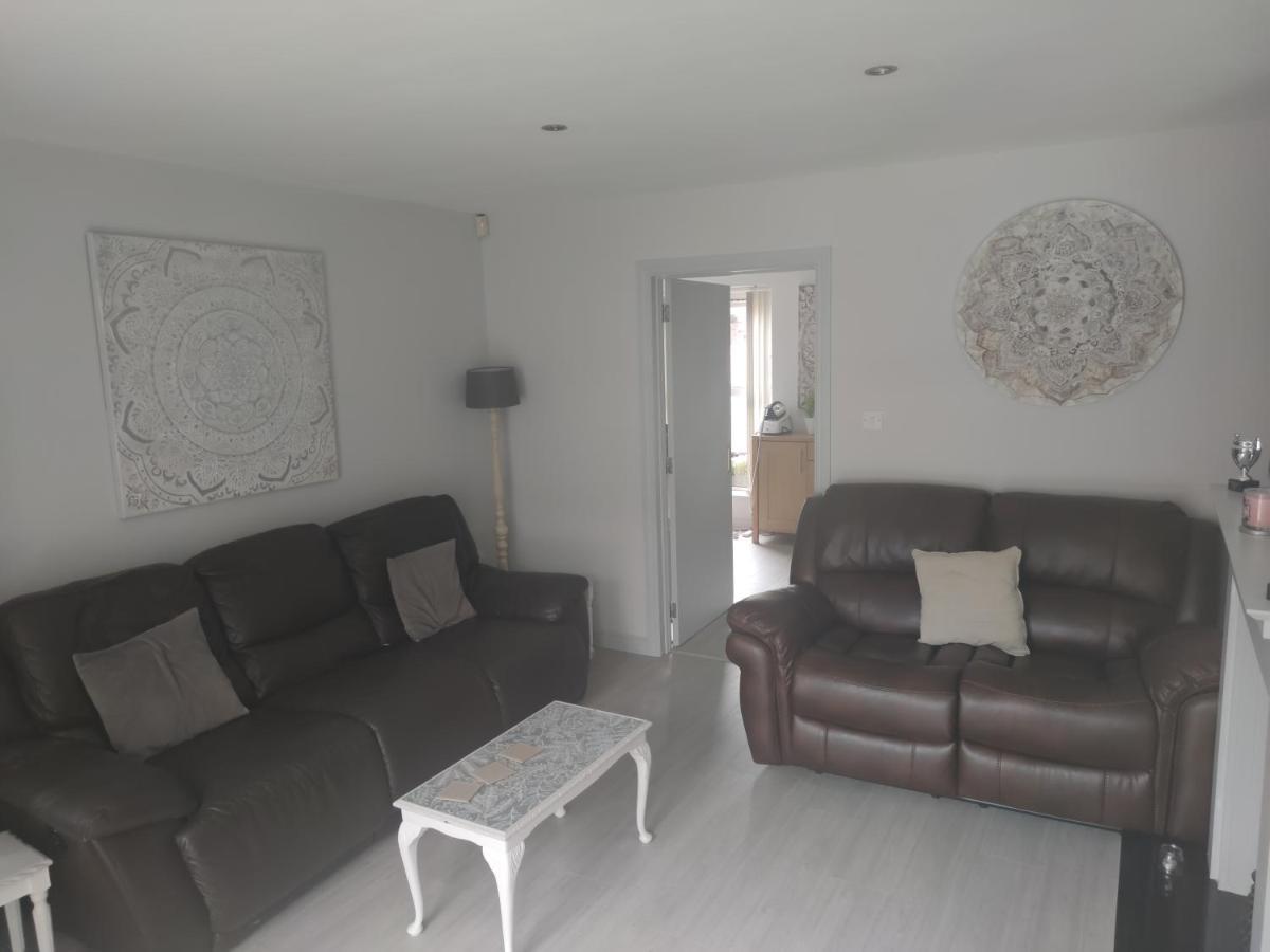 דירות בלפסט Lewis Square Town House מראה חיצוני תמונה